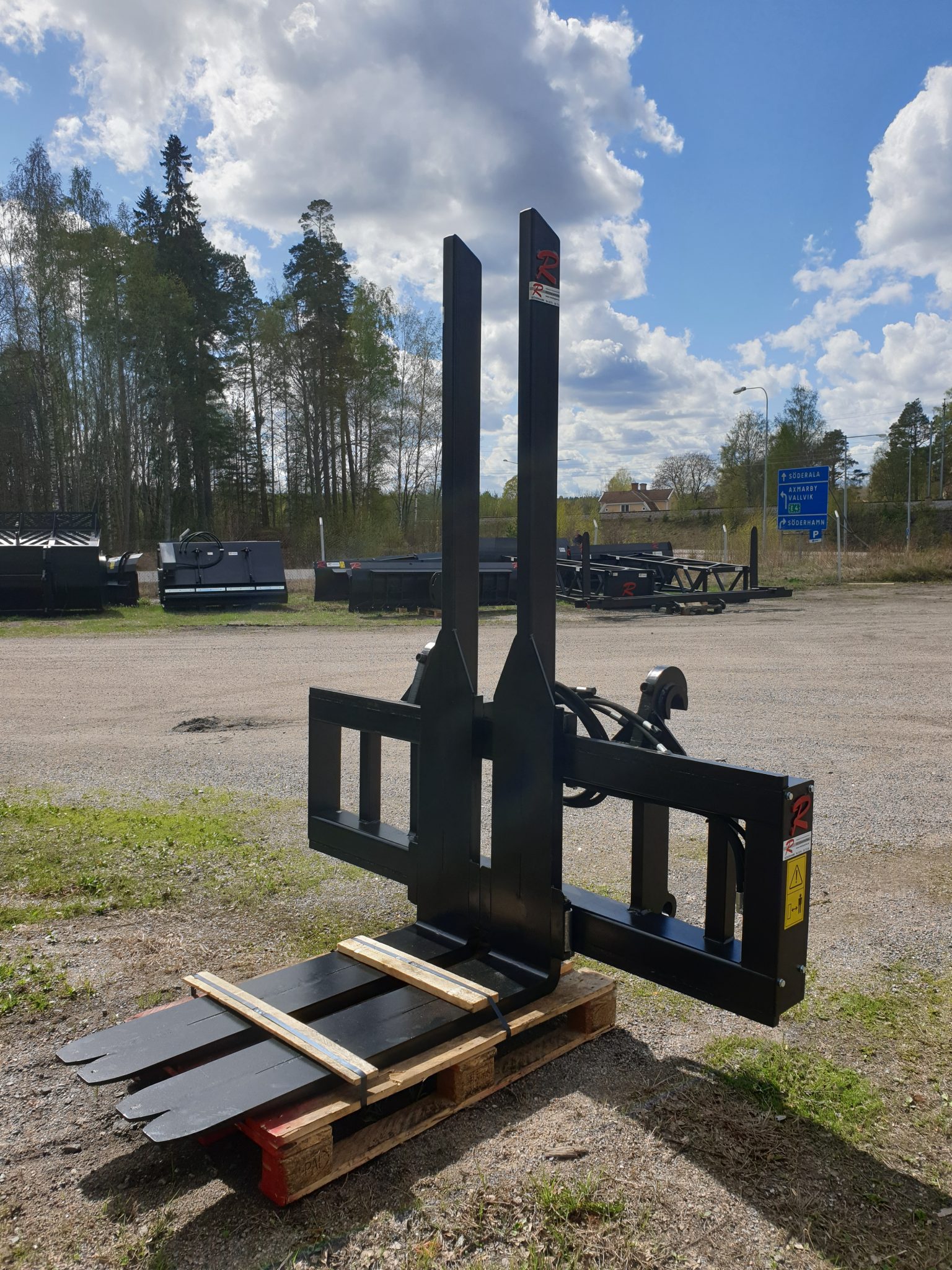 Gaffelställ med rasskydd